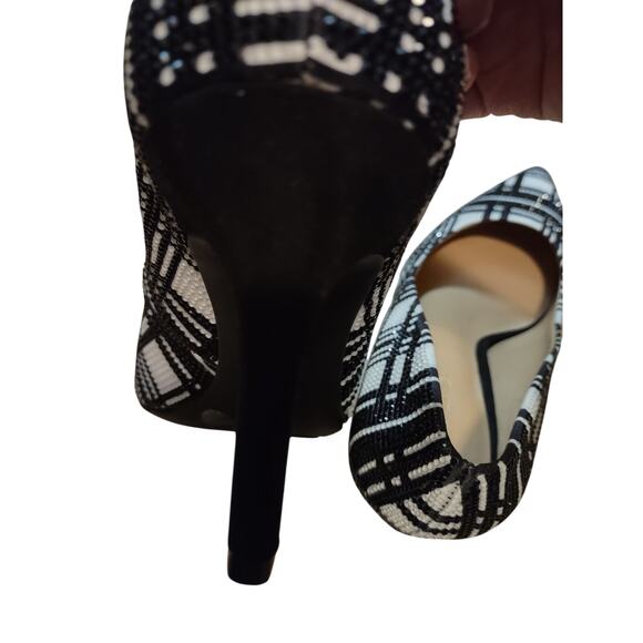 INC Black White Plaid Beaded Heel Pump with Black Velvet ZITAH56F Size 6M - Picture 9 of 9